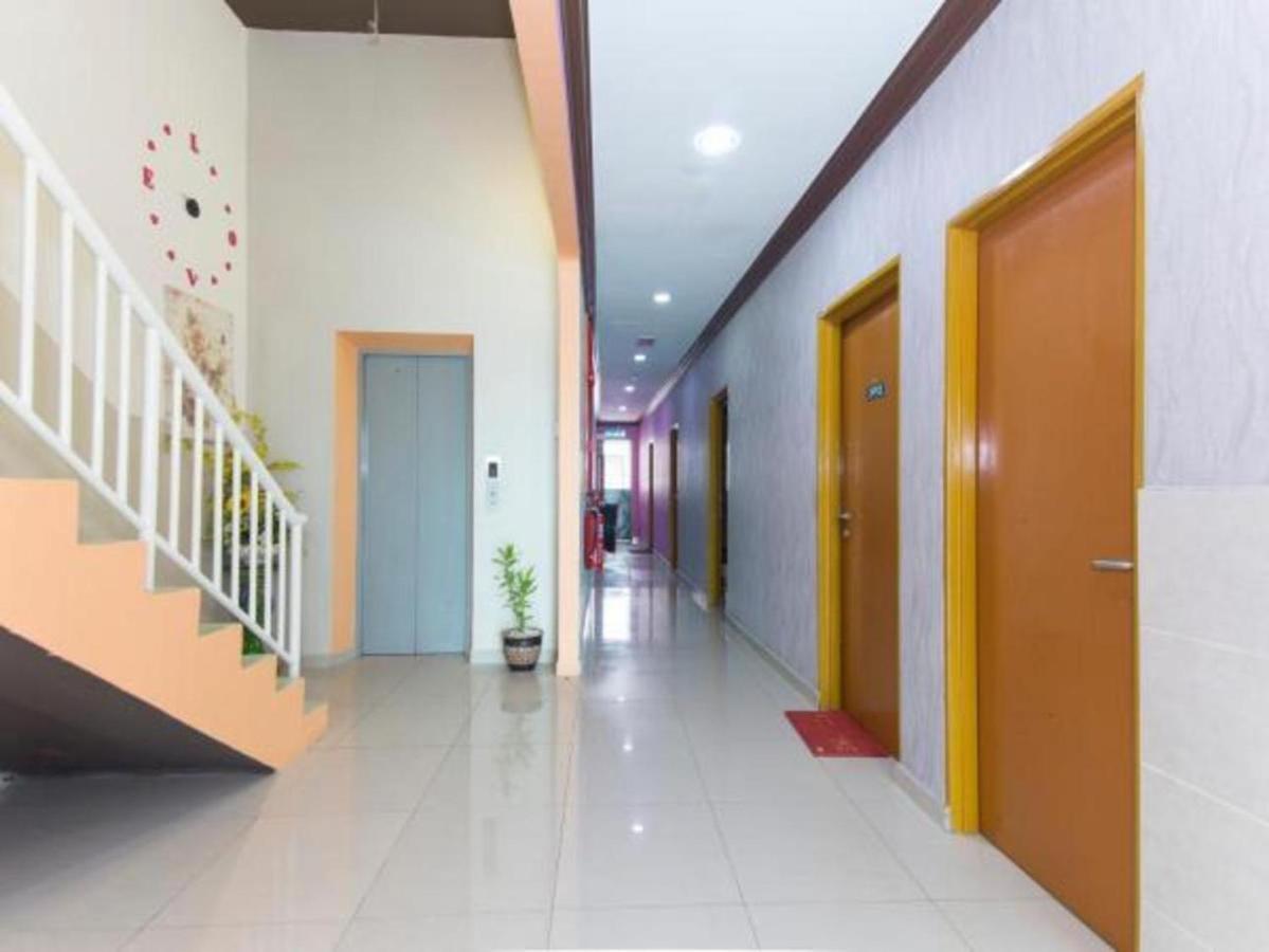 사우자나 시티 호텔 Bandar Saujana Putra 외부 사진